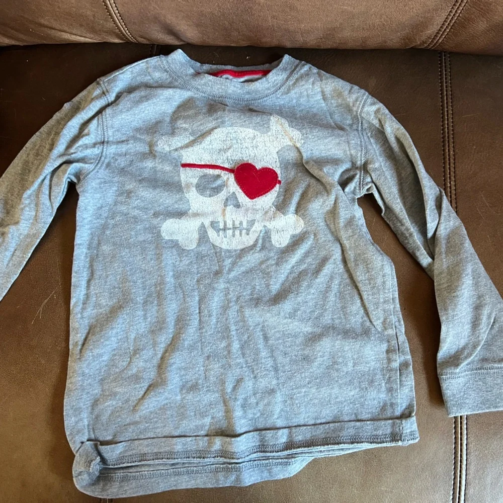 Gymboree boys cotton long sleeve pirate tee
